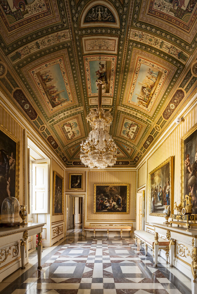 kien-truc-co-dien-khong-gian-nghe-thuat-02