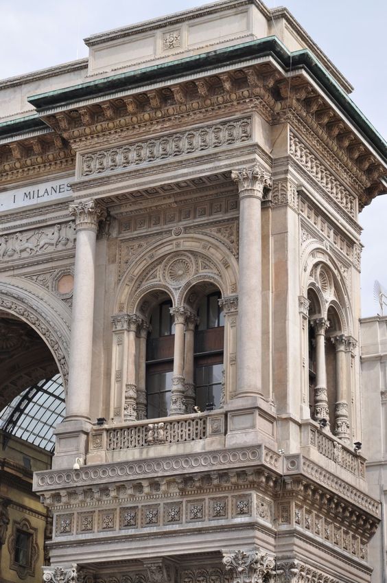 kien-truc-co-dien-nhieu-chi-tiet