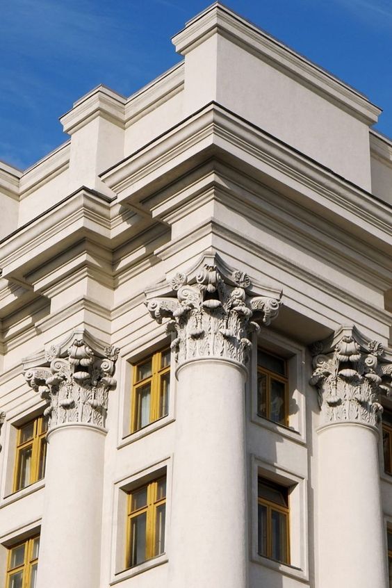 kien-truc-tan-co-dien-it-chi-tiet