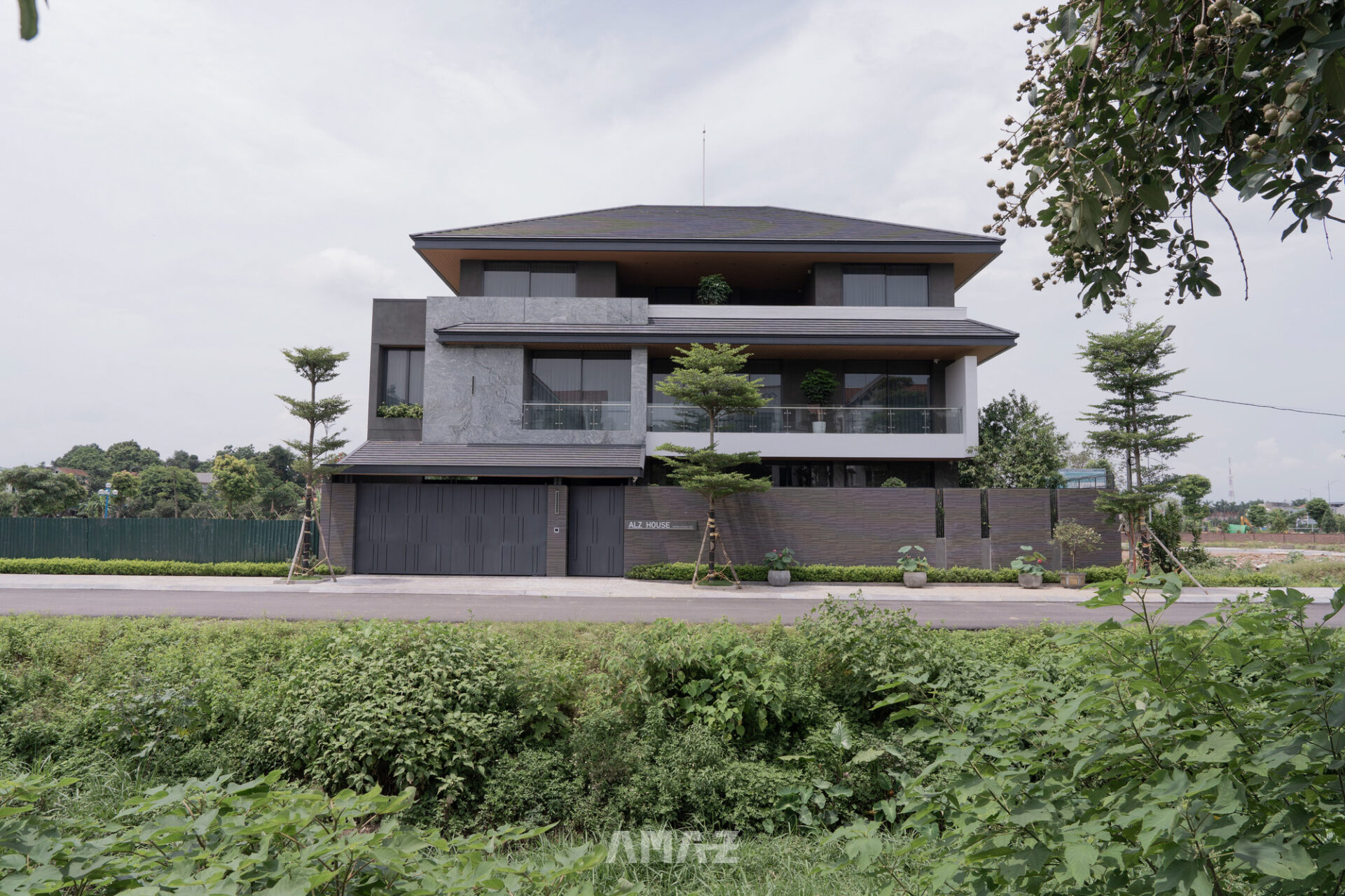 amaz-resort-in-home-thiet-ke-kien-truc-noi-that-biet-thu-ALZ48